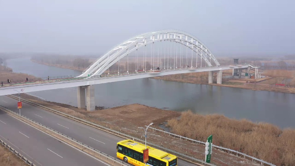 333跨京沪高速公路大桥